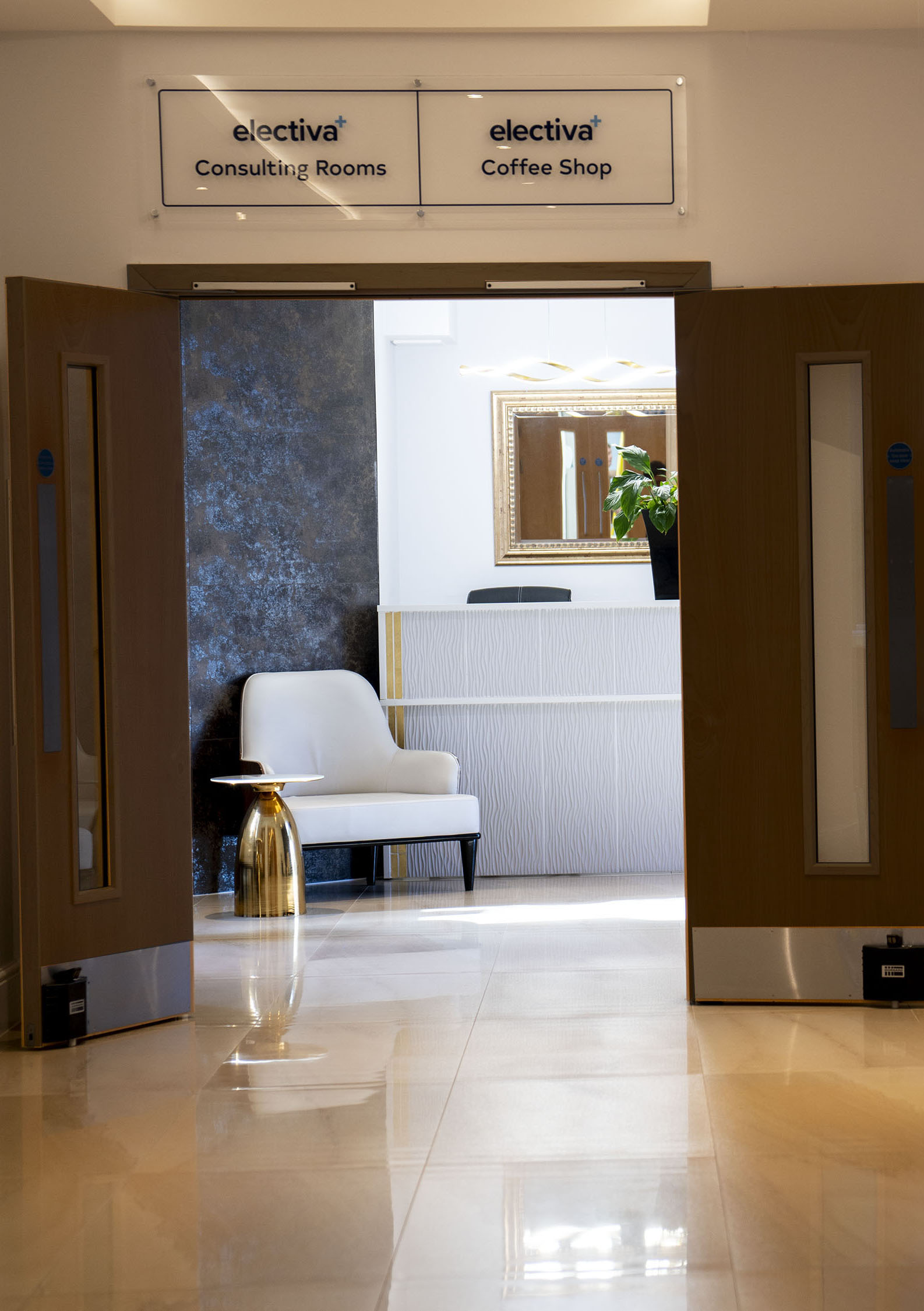 PRI08674_pines_Portrait_2